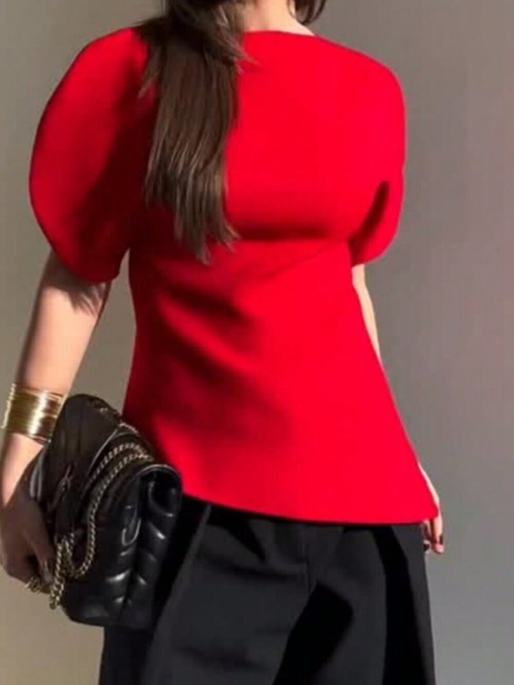 Red Casual Women's Short Sleeve Puff Sleeve Blouse with Asymmetric Hem - Picture 6 of 6